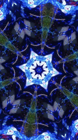 青い星の万華鏡