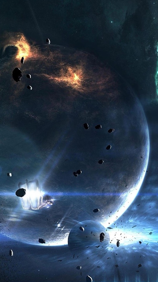 暗い宇宙空間に、青く光る惑星と飛び散る岩の破片、光を描いたSF調のデジタルアート。